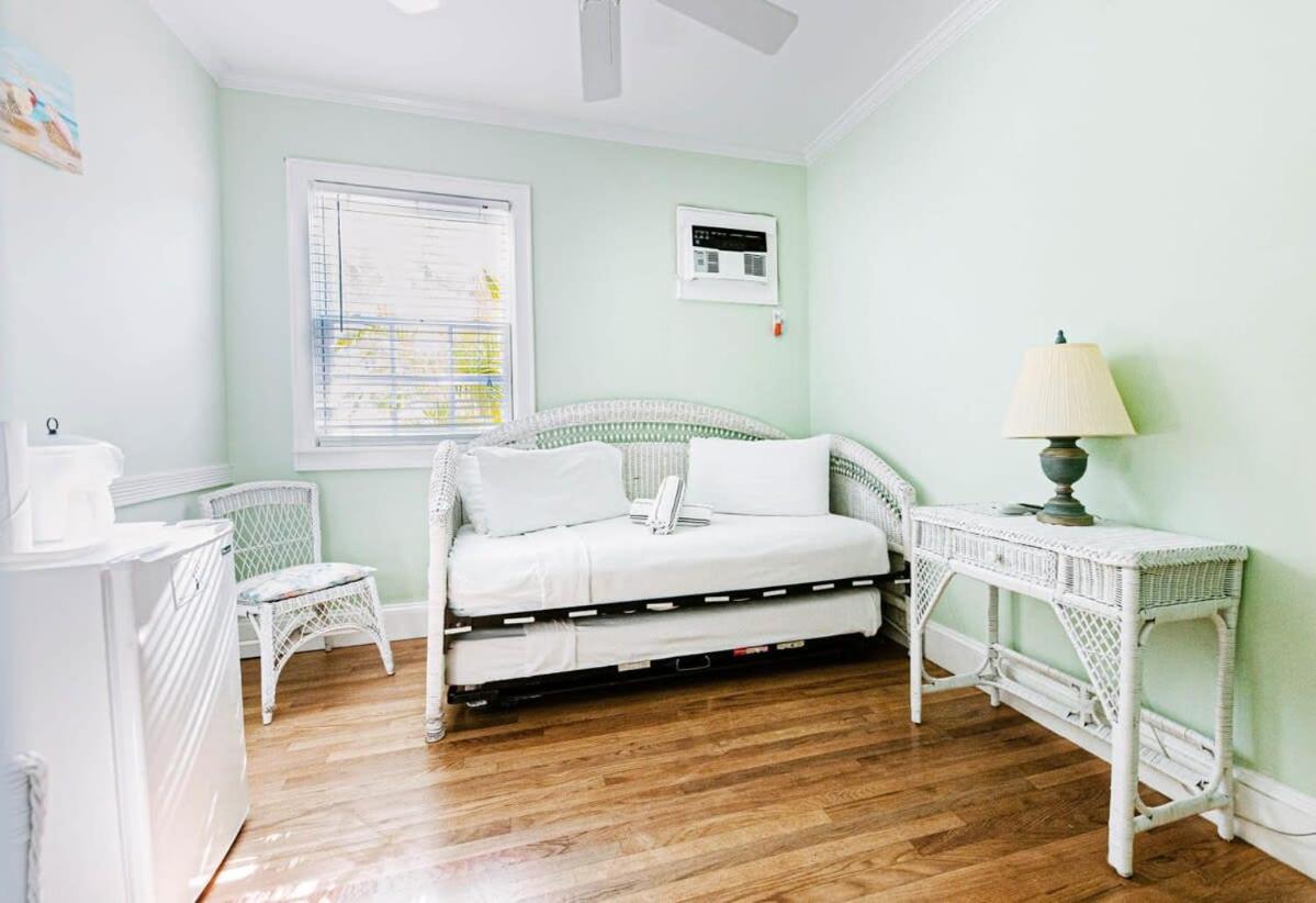 King Suite Balcony - At James House Key West Exterior foto